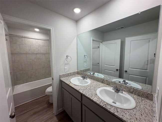 Building Photo - 56 Valiant Ridge Trail