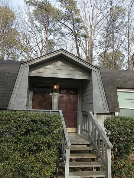 Front Entrance - 2456 Burgundy Dr