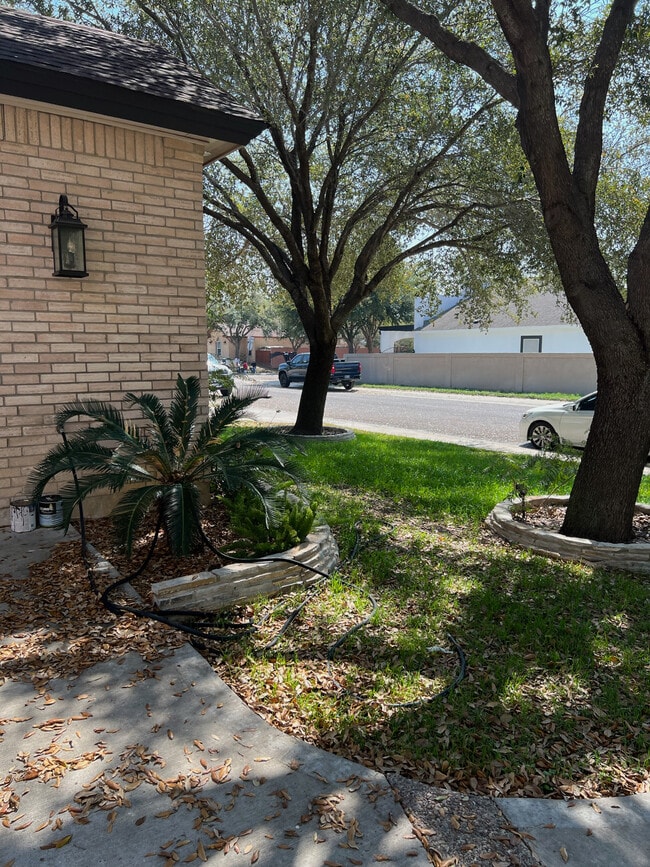 Building Photo - 3130 Dos Reales Loop