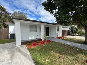 Building Photo - 2381 153 St