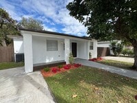 Building Photo - 2381 153 St