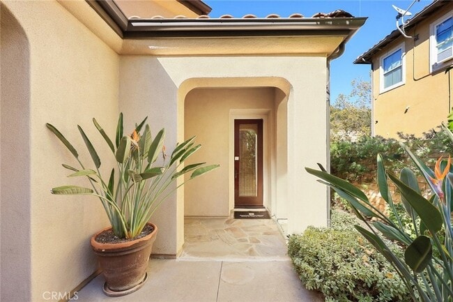 Building Photo - 19668 Three Oaks Ln