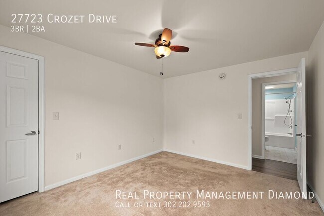 Building Photo - 27723 Crozet Dr