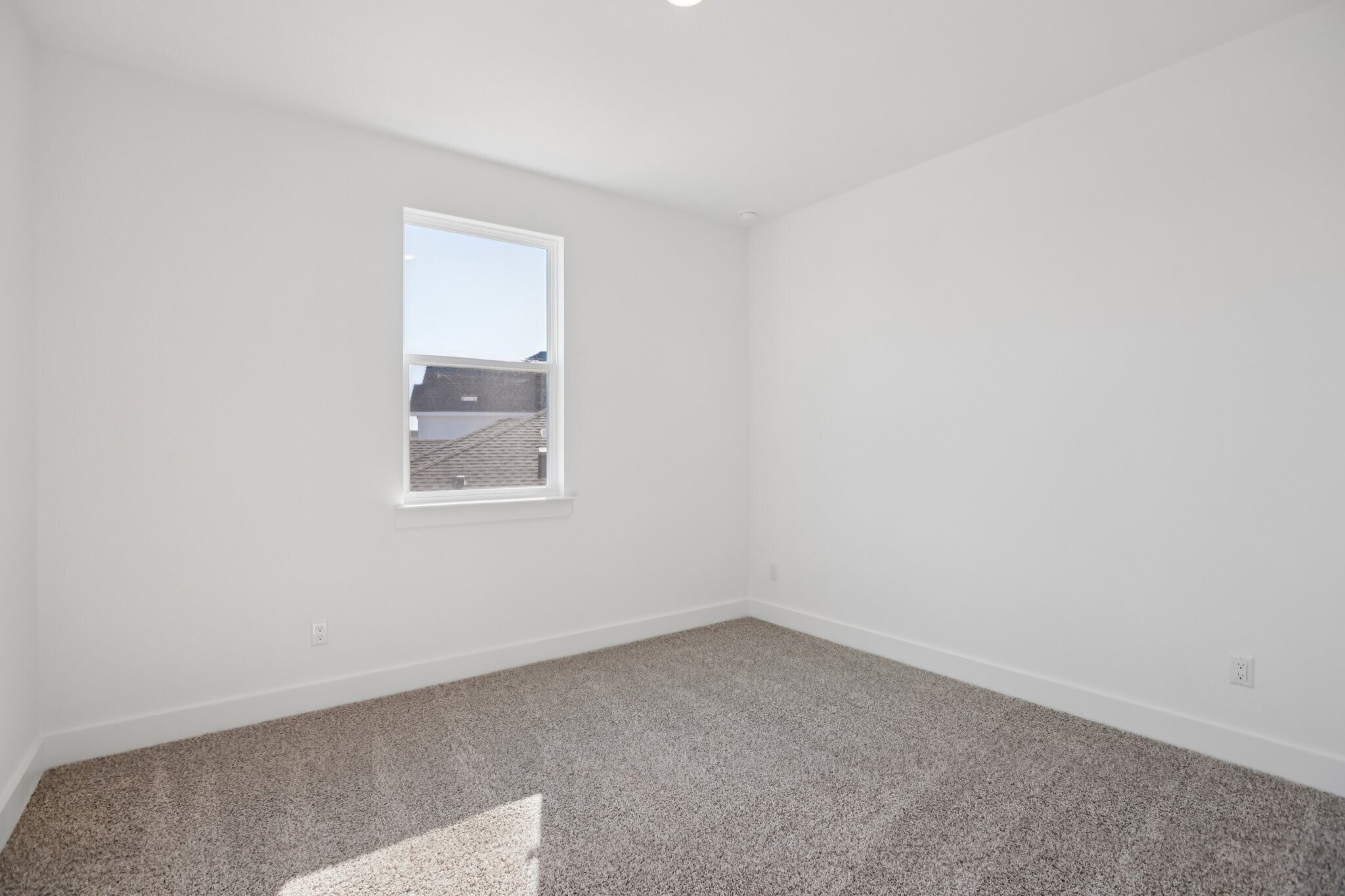 Building Photo - 1104 Yaupon Holly Dr