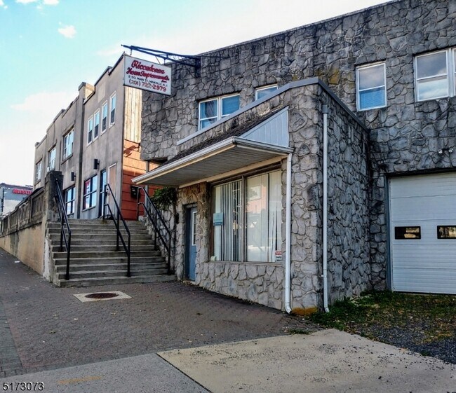 2 S Main St 2 S Main St Manville NJ 08835 Apartment Finder