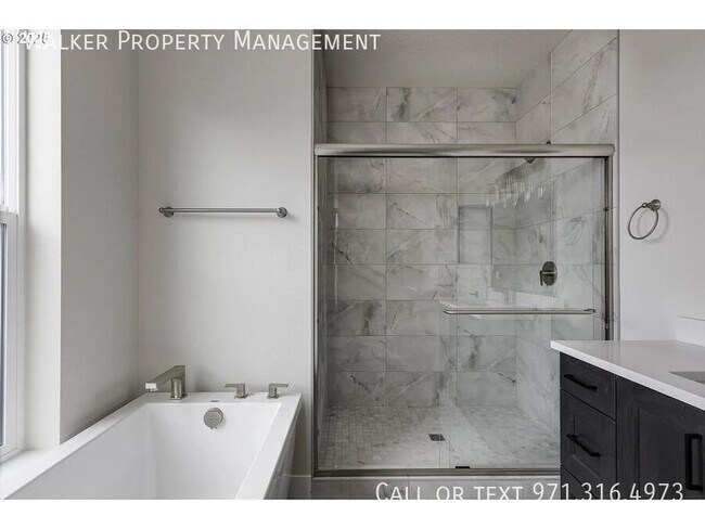 Building Photo - 1008 E Rork Ct
