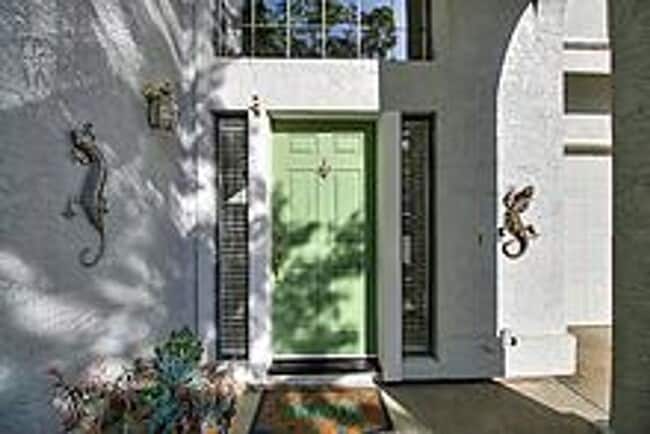 Building Photo - Beautiful 3 Bedroom Home-$750.00 Off 1st M...
