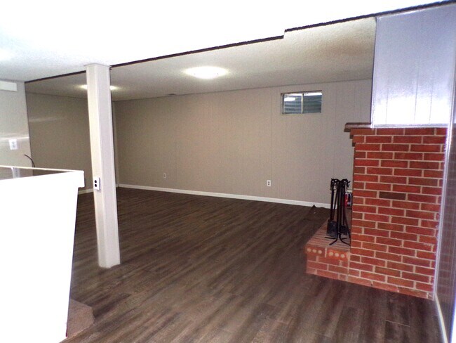 Building Photo - 3167 S Ouray St