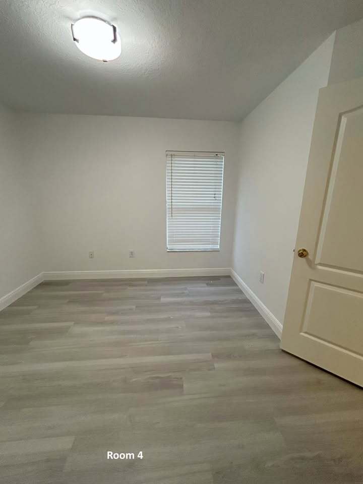 Building Photo - 5023 Quadrangle Ct