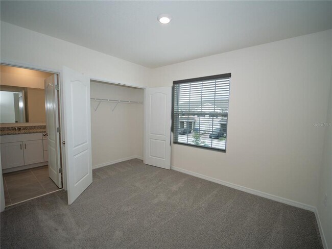 Building Photo - 1498 Isleta Lp