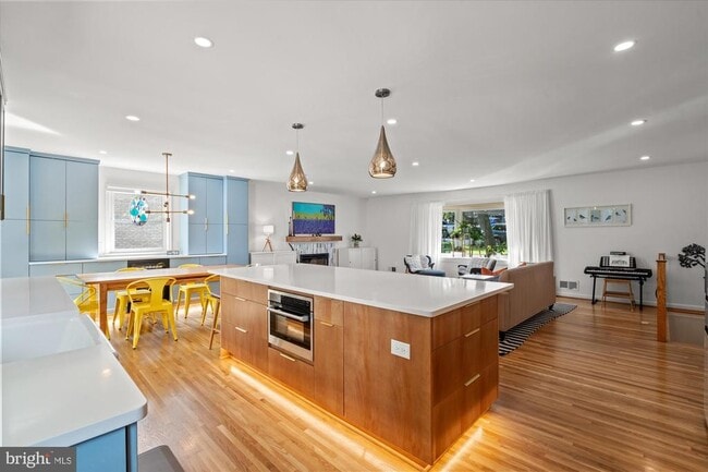 Building Photo - 6123 Beech Tree Dr