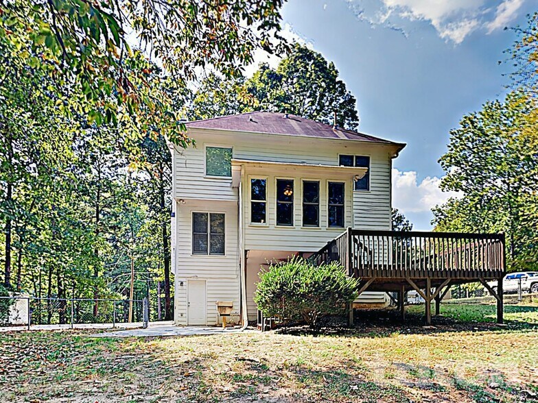 Building Photo - 66 Misty Ridge Point