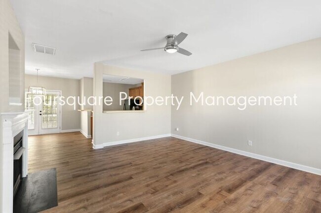 Building Photo - Cozy Townhome with Fireplace, Private Back Patio,  Near US-1, I-540 & Shopping