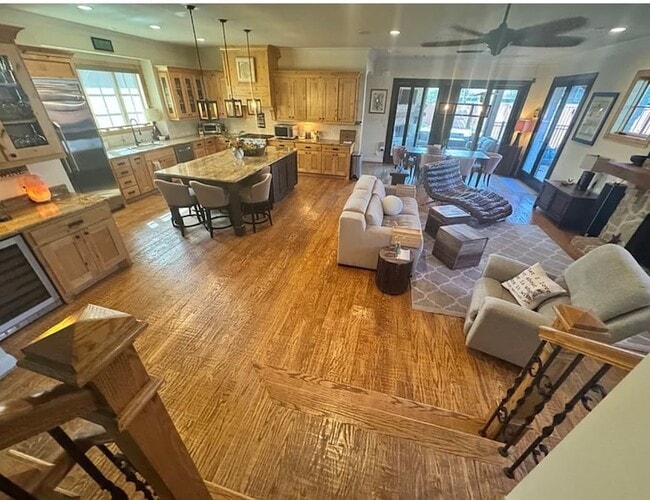 Building Photo - 5820 Palo Pinto Ave