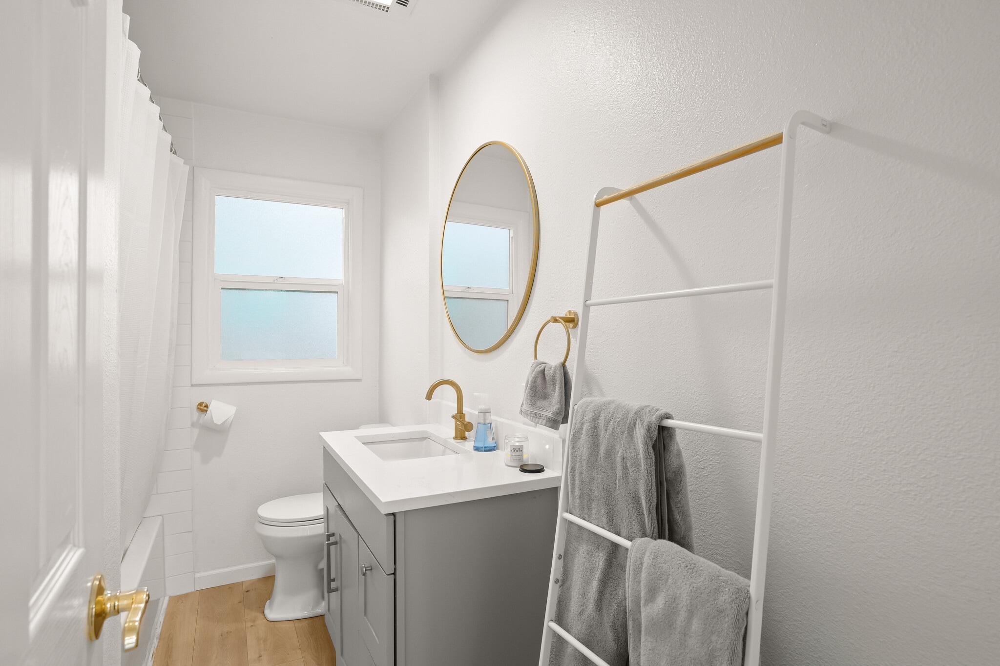 Building Photo - 755 NE 5th St