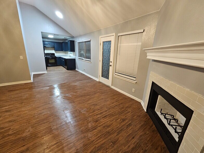 Living area - 511 Brian Ln