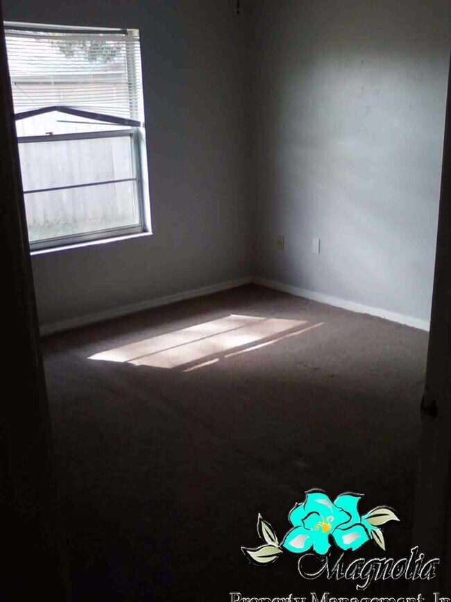 Building Photo - Dr. Phillips 4 Bedroom 2 Bathroom,