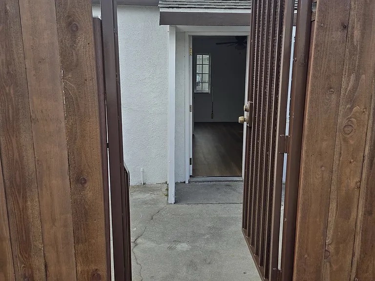 Building Photo - 11934 S Inglewood Ave