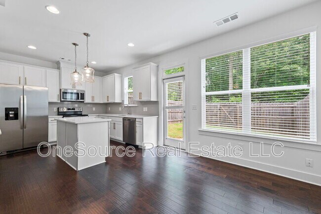Building Photo - 5350 Brooklands Dr