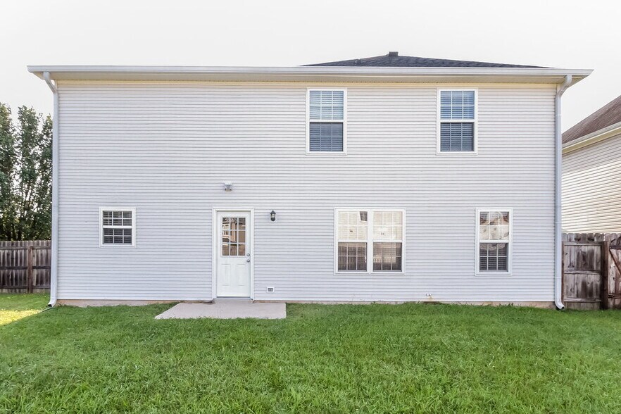 Building Photo - 1414 Westview Dr