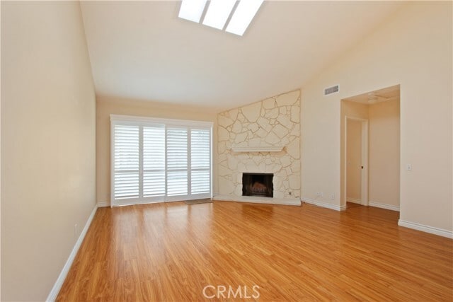 Building Photo - 4 Greenbriar
