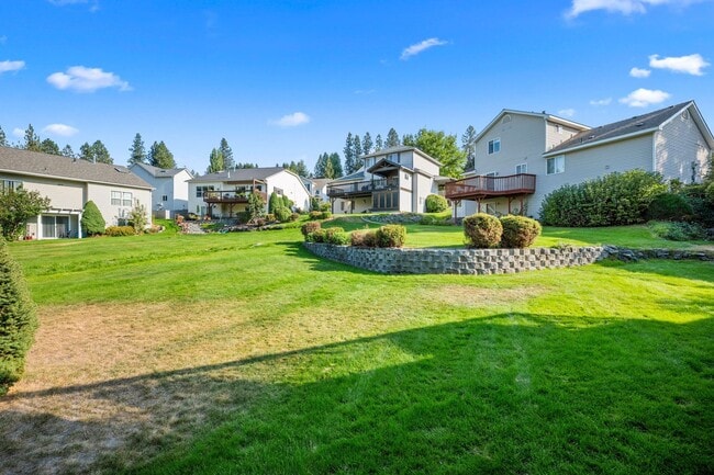 Building Photo - Spacious Latah Valley Home - Gated Community