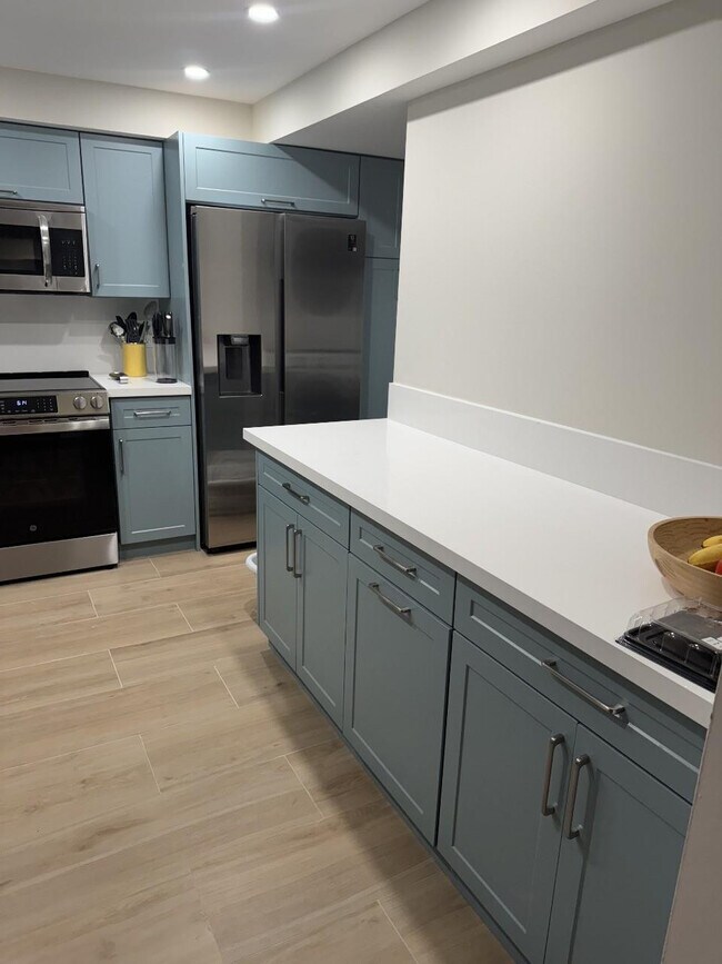 Building Photo - 5000 N Ocean Blvd