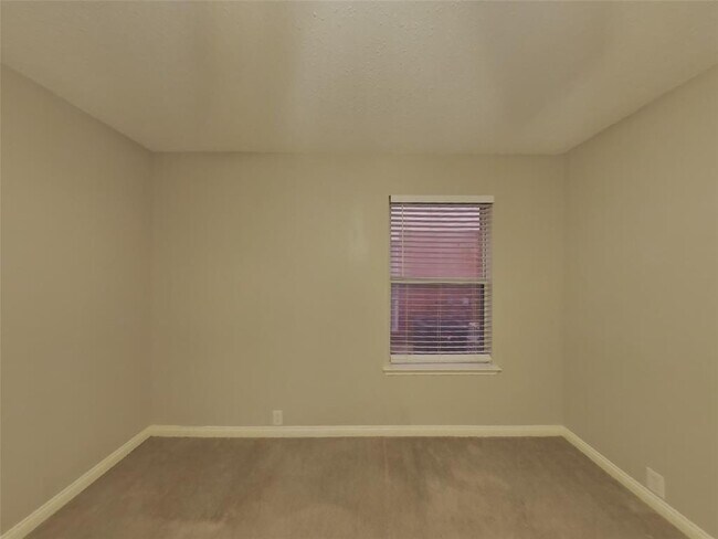 Building Photo - 8348 Orleans Ln