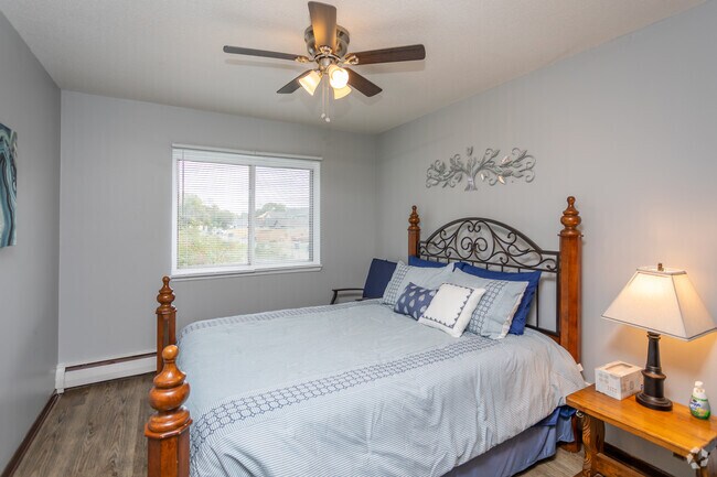 1BR, 1BA - 650SF - 7th Street Apts - 1439