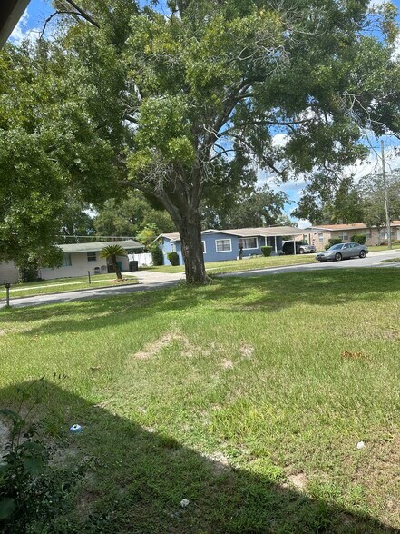 Building Photo - 429 Ventura Ave