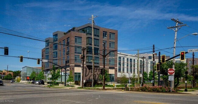 Building Photo - 19425 Van Aken Blvd