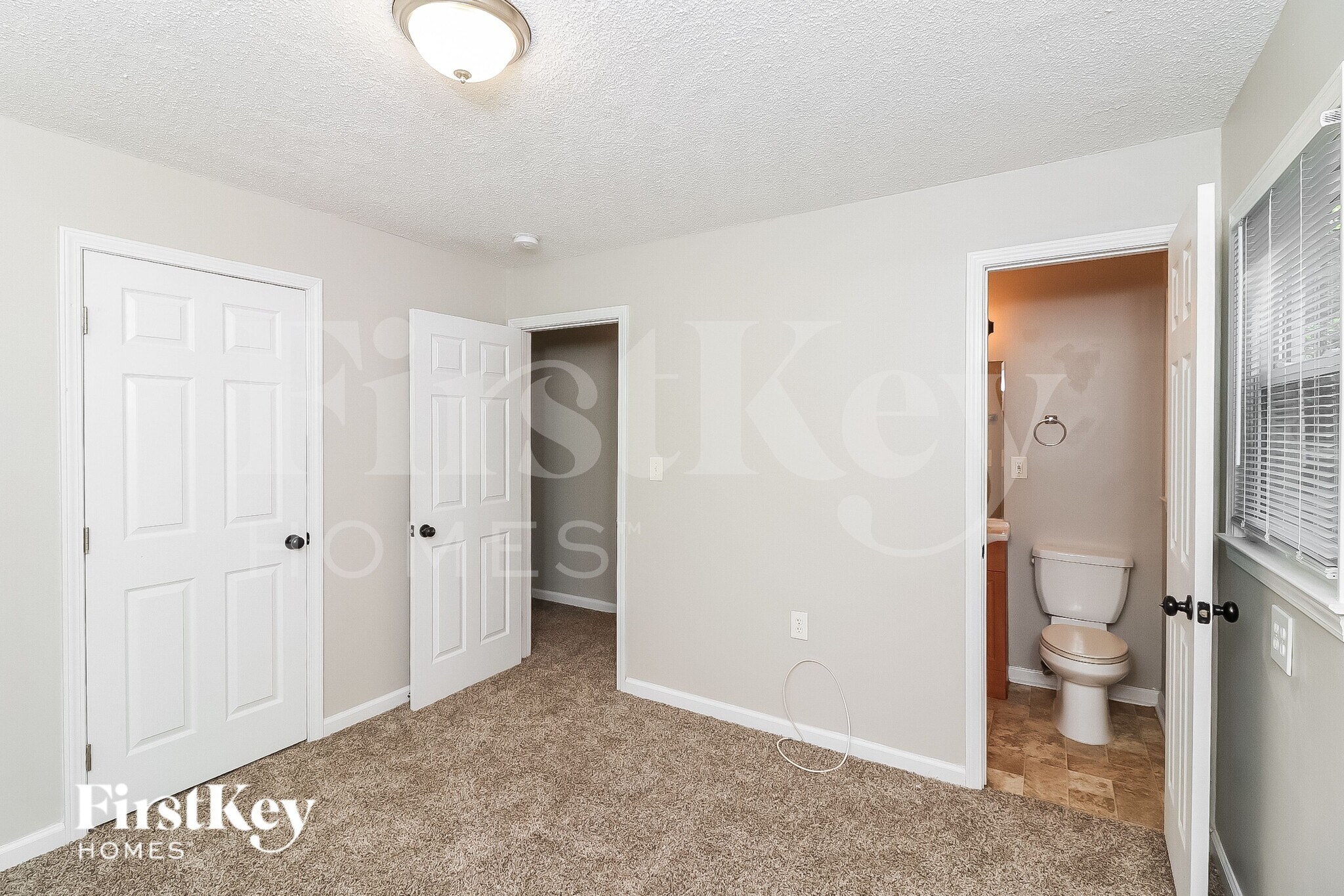 Building Photo - 4007 Wells Cir