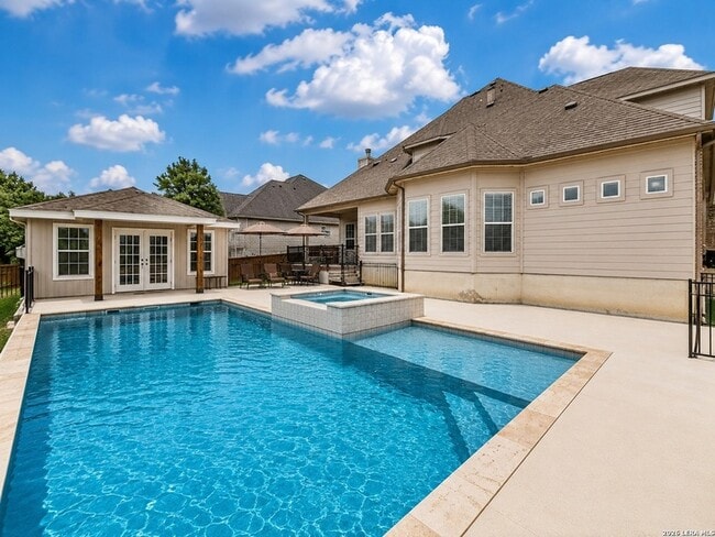 Building Photo - 268 Englewood Ln