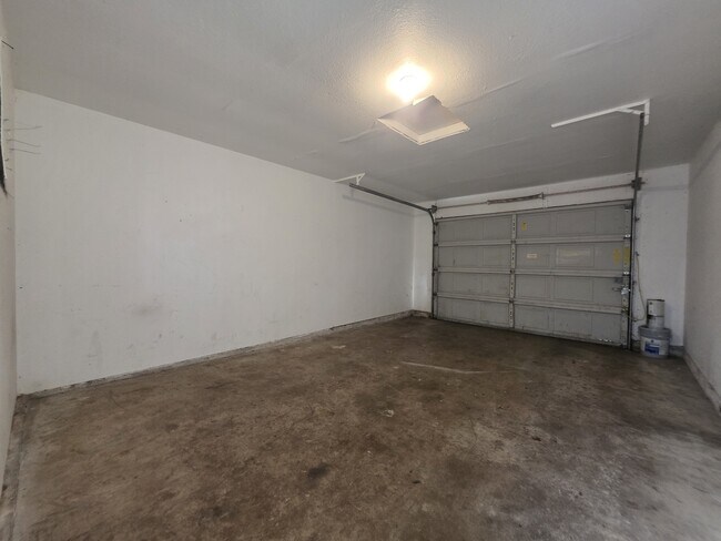 Building Photo - 1345-MHH1345 Fabry Rd SE