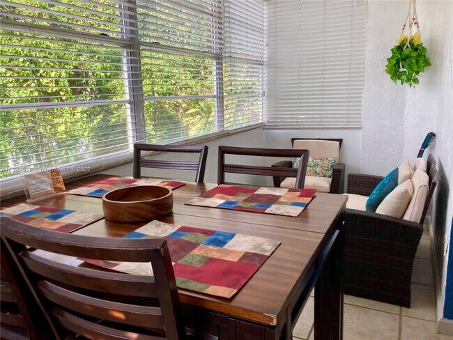 Building Photo - 2460 SW 18th Ave