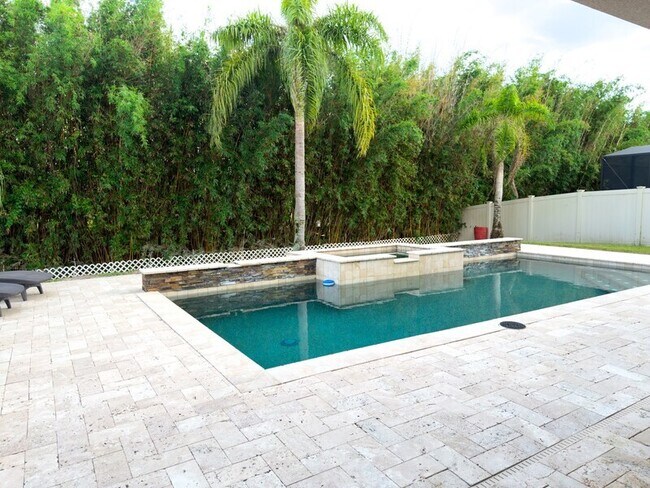 Building Photo - 14823 Golden Sunburst Ave