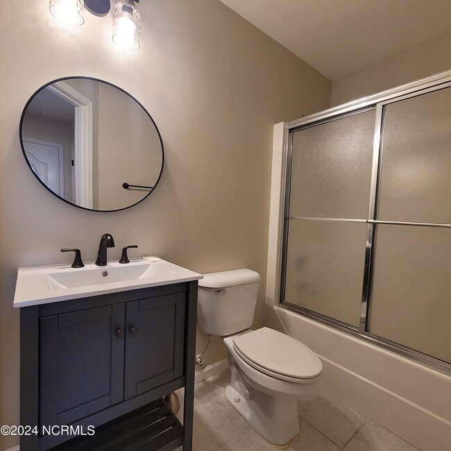 Building Photo - 7800 Cypress Island Dr