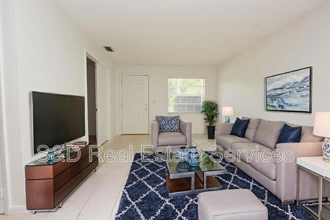 Building Photo - 4745 Dimbath Dr
