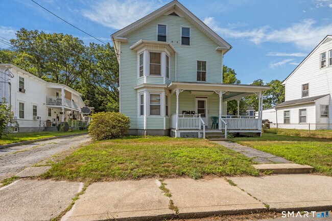 Building Photo - 63 Reynolds St