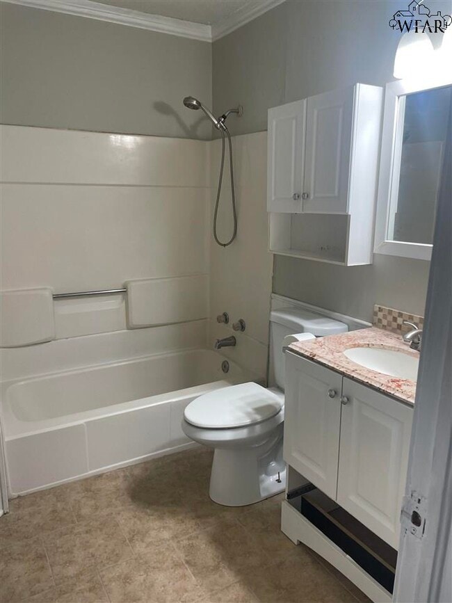 Building Photo - 3310 Sherwood Ln