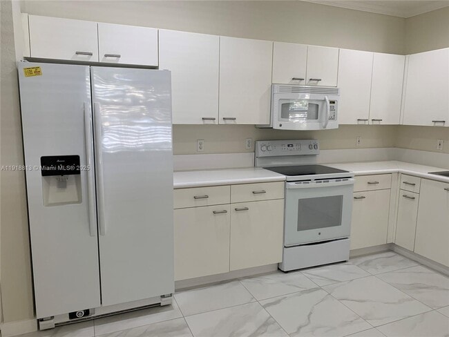 Building Photo - 2165 Pasa Verde Ln