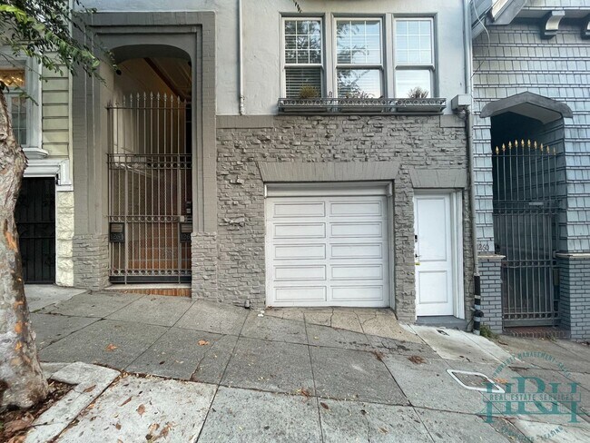 Building Photo - Beautiful and Spacious 1BR|1BA in Nob Hill...