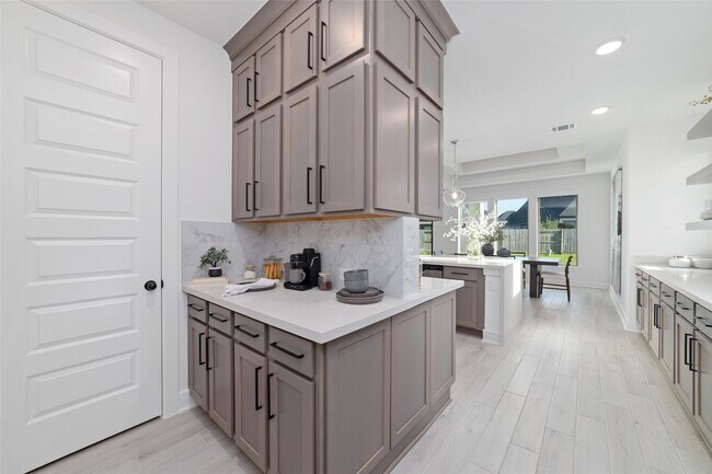 Building Photo - 4814 Highland Strm Ct