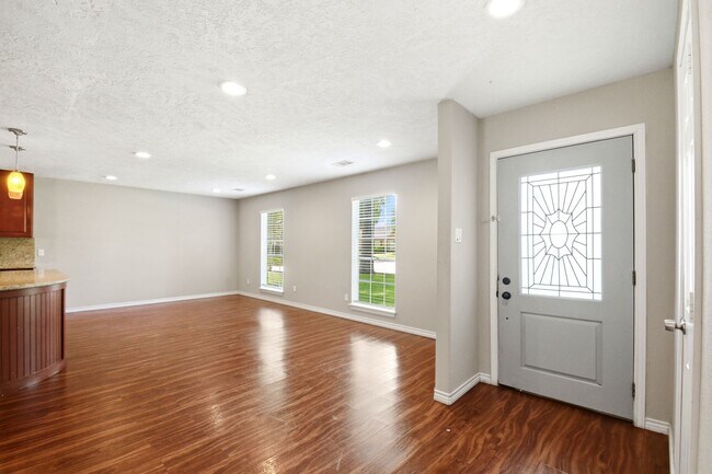 Building Photo - 25302 Friar Lake Ln