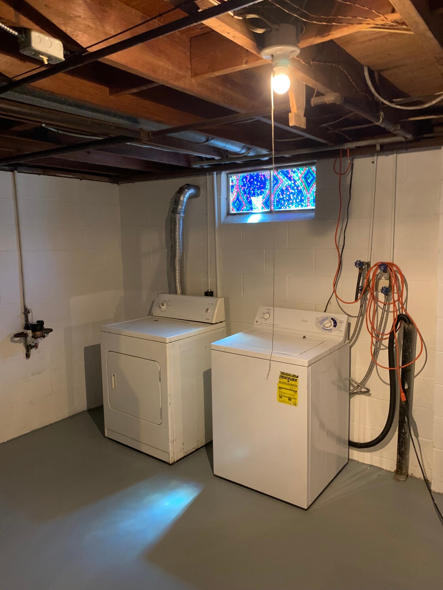 Washer/Dryer - 2537 Parkwood Ave