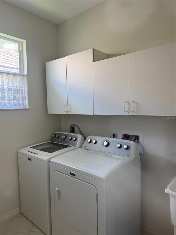 Building Photo - 410 Fairlane Dr