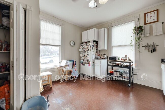 Building Photo - 295 Oglethorpe Ave