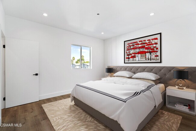 Building Photo - 10908 Hesby St