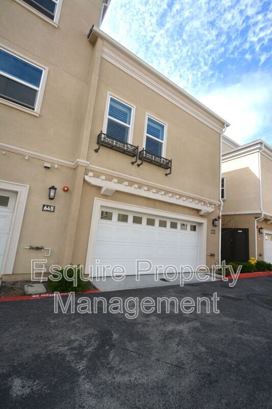 Building Photo - 643 Winchester Dr