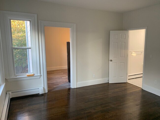 Building Photo - 38 Summer St